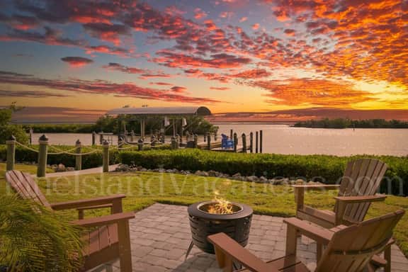 Channel Pointe | Waterfront Luxury Escape