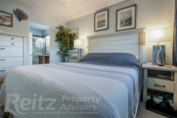 Private Waterfront Condo w/Pool