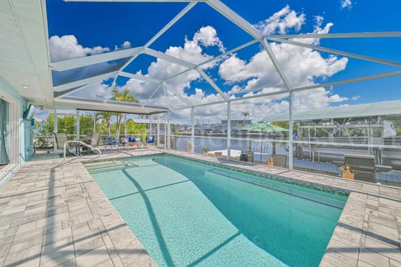 Blue Agave 2/2 Waterfront w/Pool (No Pet Fees!)